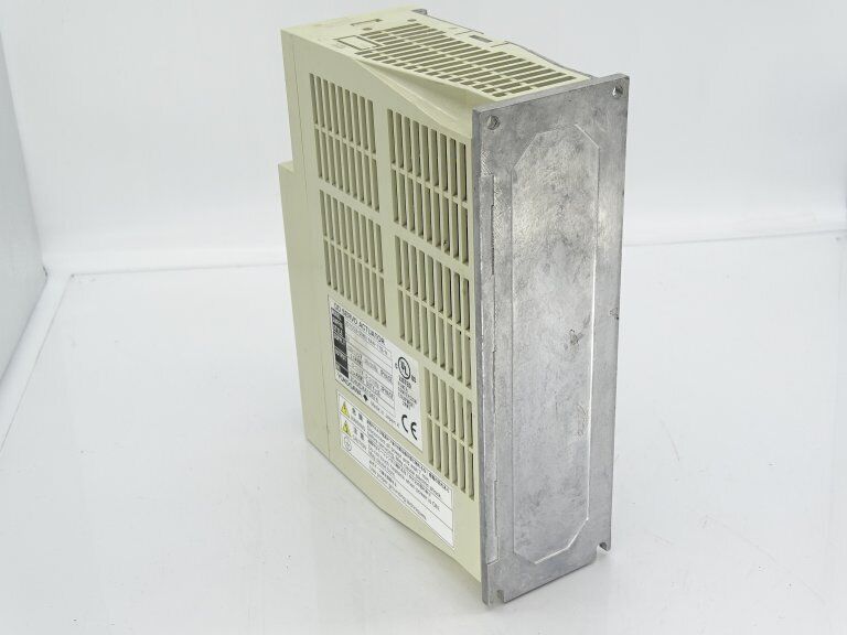 YOKOGAWA UD1CG3-004N-6AA-1TB-N SERVO DRIVE YOKOGAWA