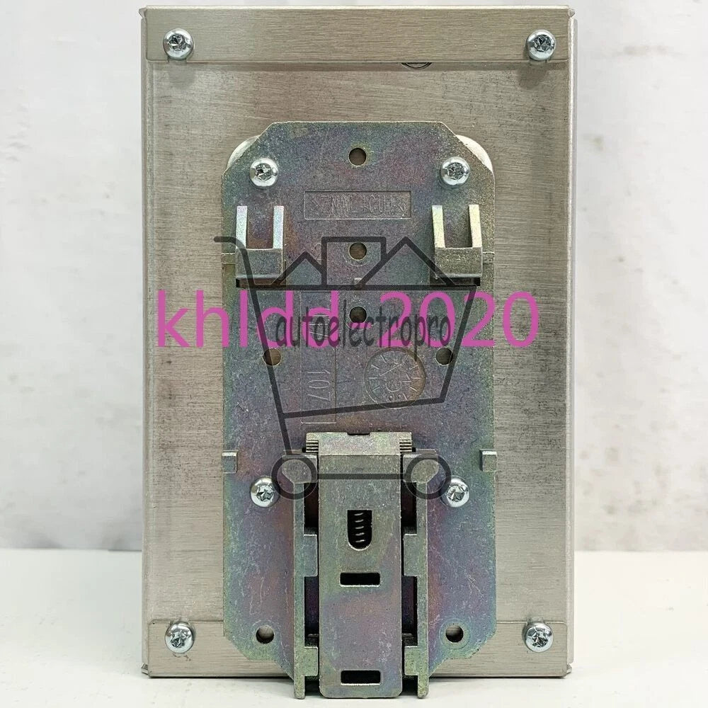 1Pcs Phoenix Contact QUINT-PS-100-240AC/12DC/10 power supply 2938811