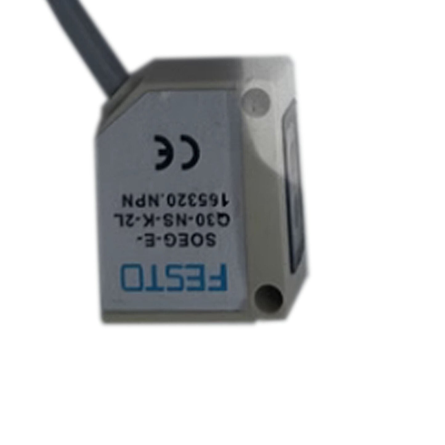 FESTO sensor model SOEG-E-Q30-NS-K-2L 165320 - FESTO