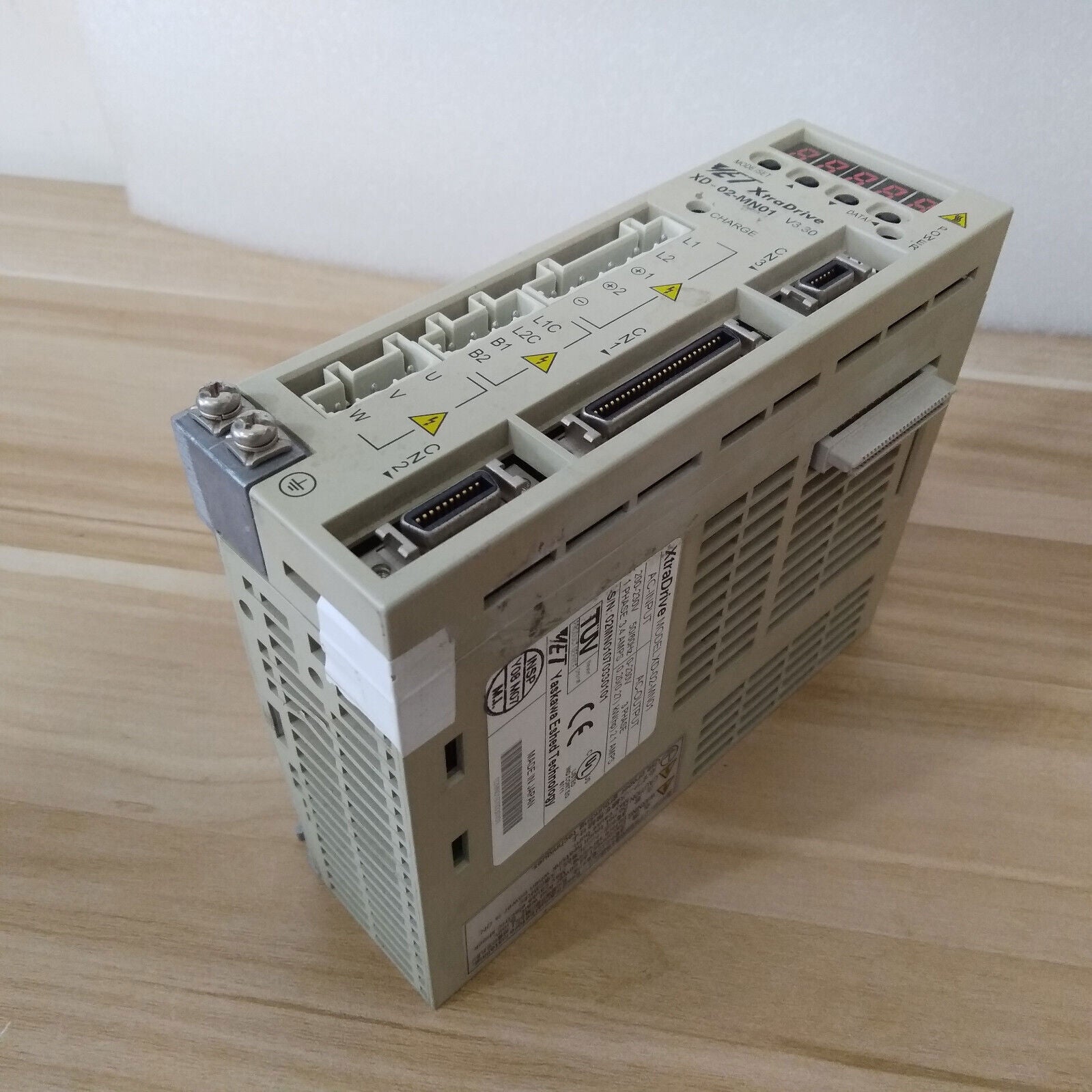 Used YASKAWA SERVO Drive XD-02-MN01 Within 24 Hours - YASKAWA