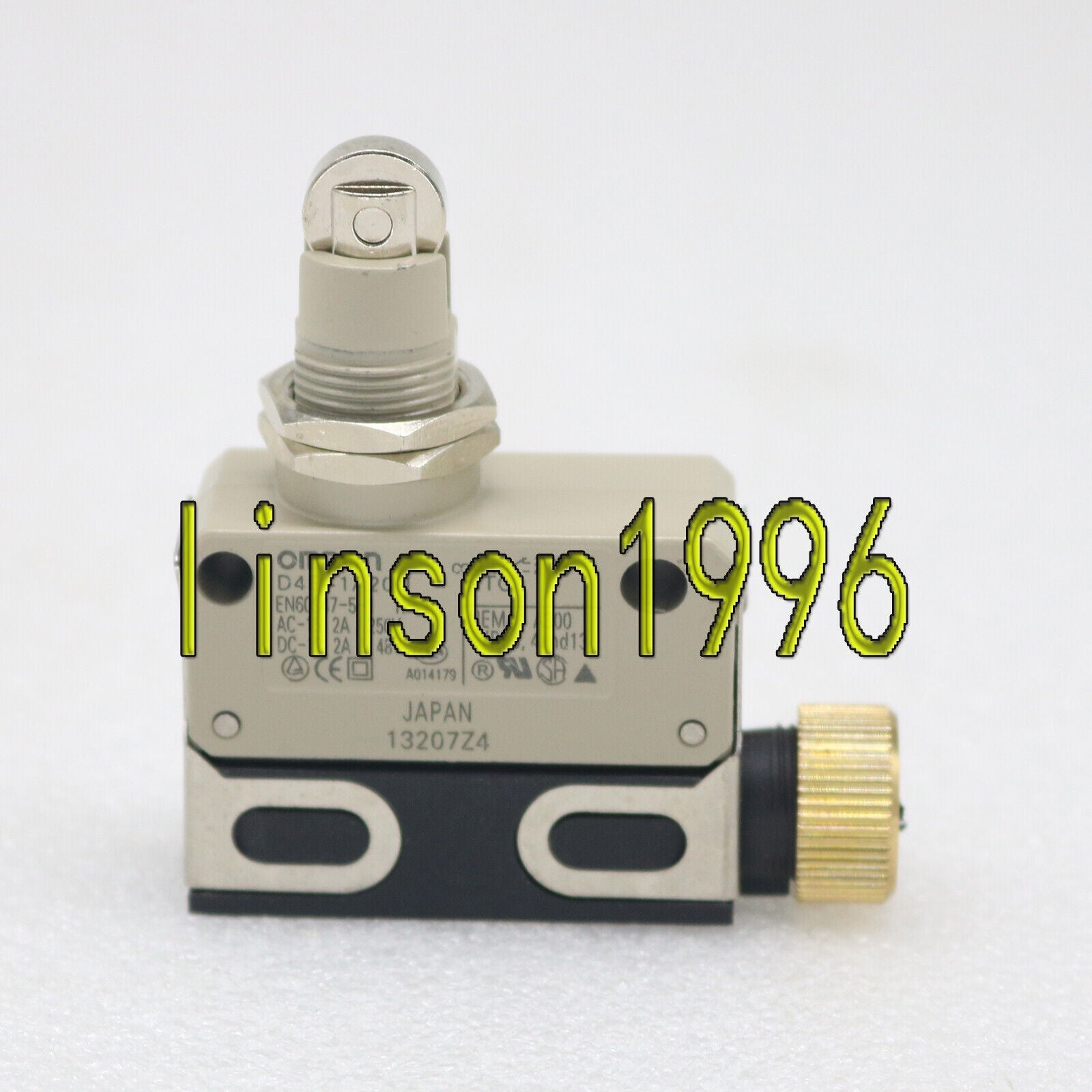 Omron D4E-1A20N Limit Switch new ONE - OMRON
