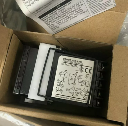 new Omron E5CN-R2HBT 100-240VAC BASIC TYPE TEMPERATURE CONTROLLER DIGITAL DIN - OMRON