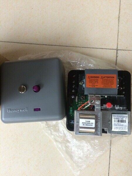 new 1PC  Honeywell RA890G-1260 RA890G1260 Protectorelay Primary Control