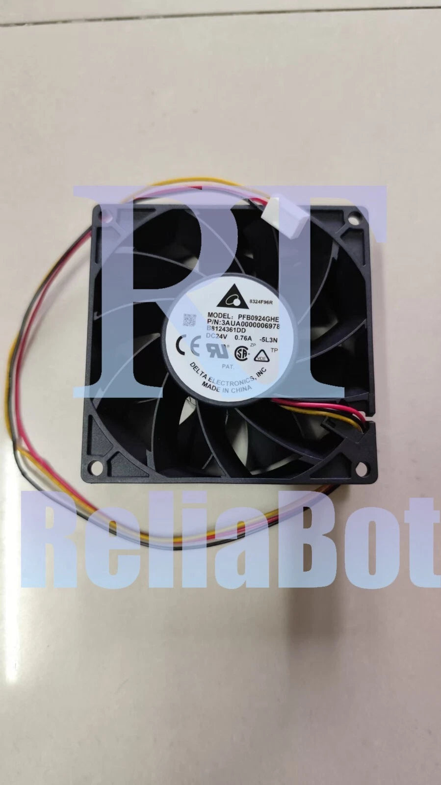 1 pcs DELTA Fan PFB0924GHE DC 24V 0.76A 92*92*38mm 3 pin inverter Cooling fan