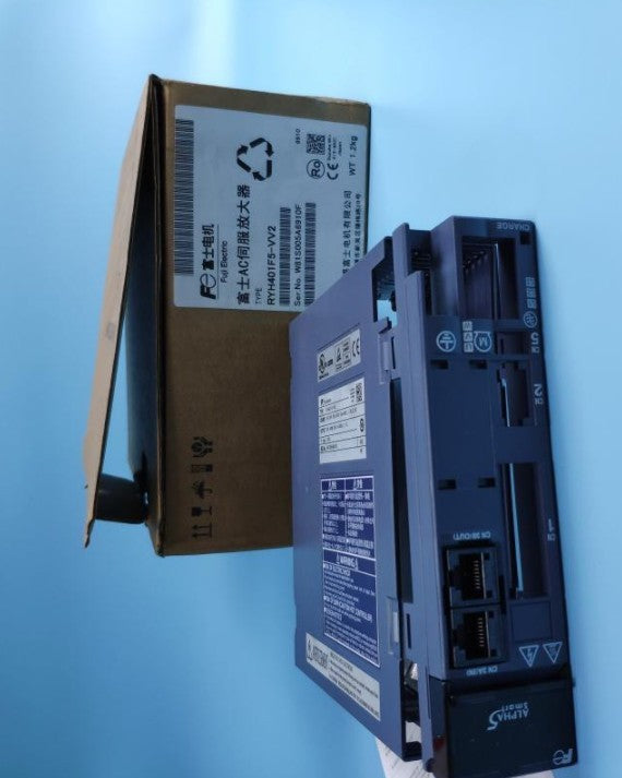 1PCS FUJI RYH401F5-VV2 RYH401F5VV2 AC SERVO DRIVER - FREE SHIPPING