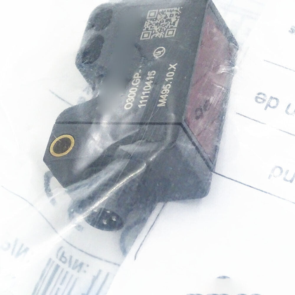 new For BAUMER O300.GP-11110415 30-200mm 10-30V DC Photoelectric Switch Sensor - BAUMER