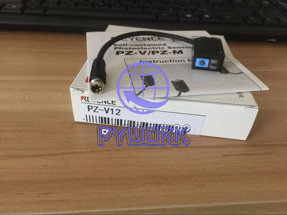 Keyence PZ-V12 Sensor in box