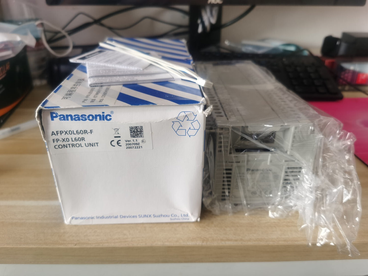 1PC Panasonic PLC AFPX0L60R-F FP-X0L60R In Box