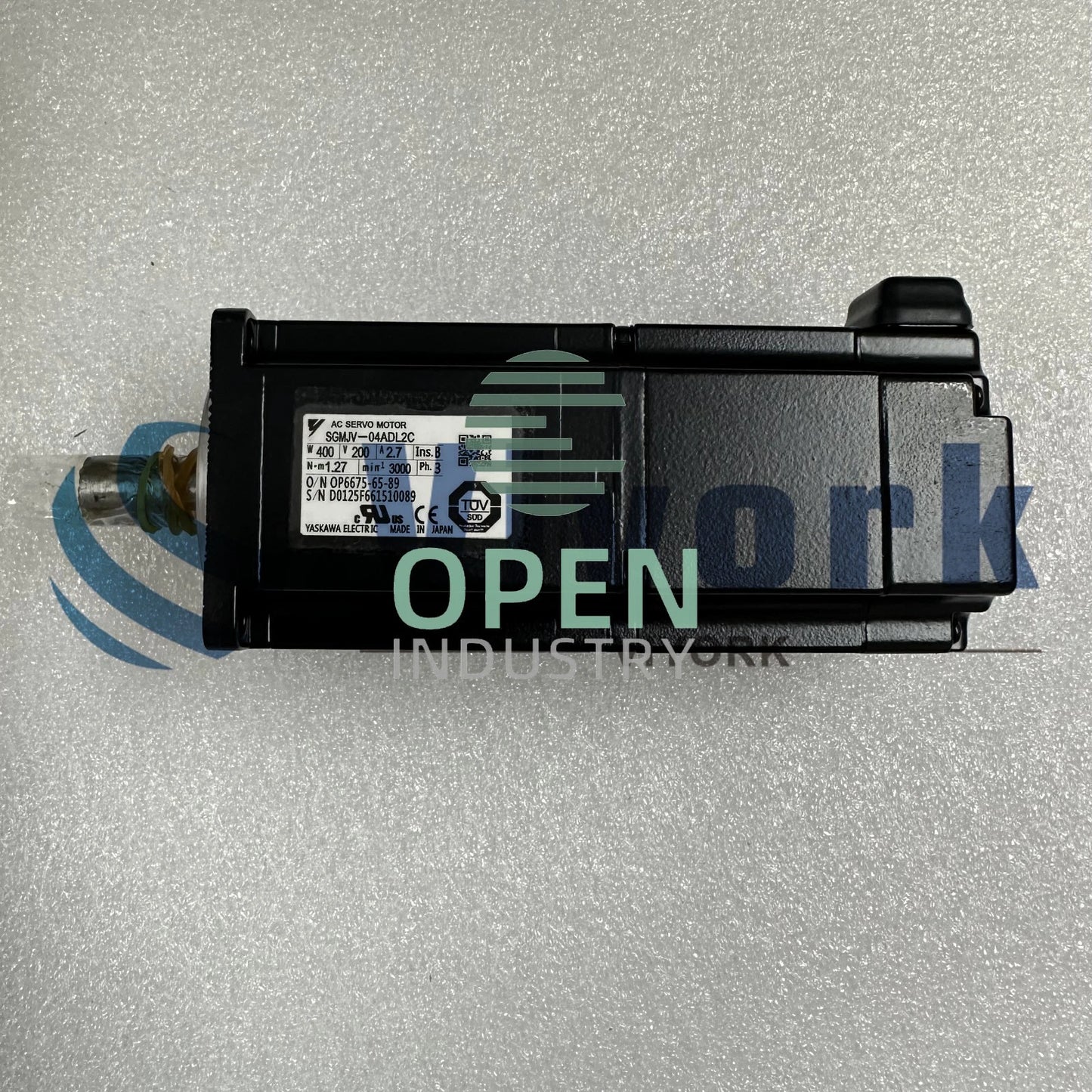 1PCS Yaskawa SGMJV-04ADL2C AC SERVO MOTOR