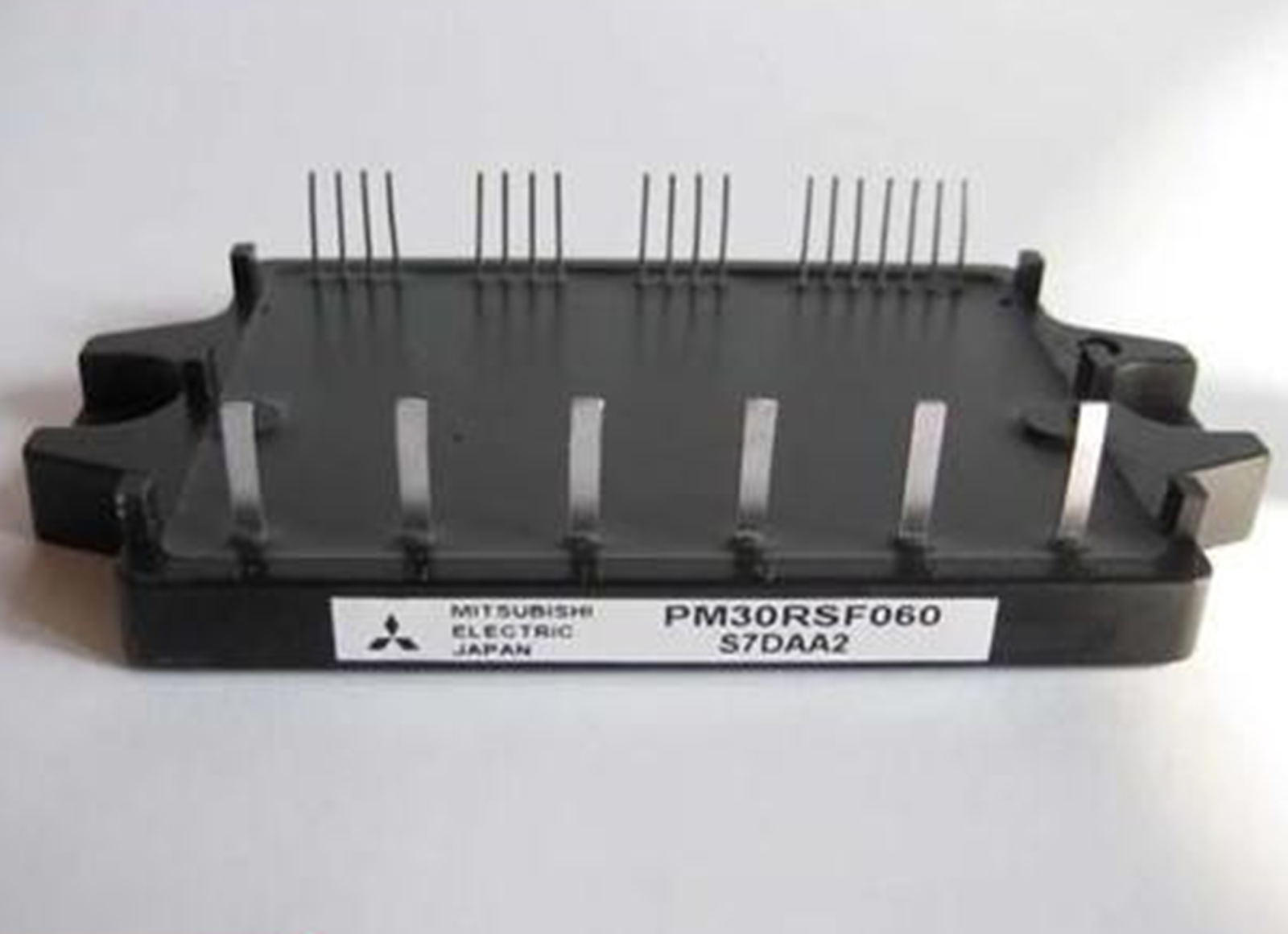 MITSUBISHI PM30RSF060 Module Power Supply | Efficient 200W Power Module | High Efficiency 220-240V AC Input | 30A Output Power Module | 90% Efficient Power Supply | Modular Design | 60Hz Sinusoidal Output - MITSUBISHI