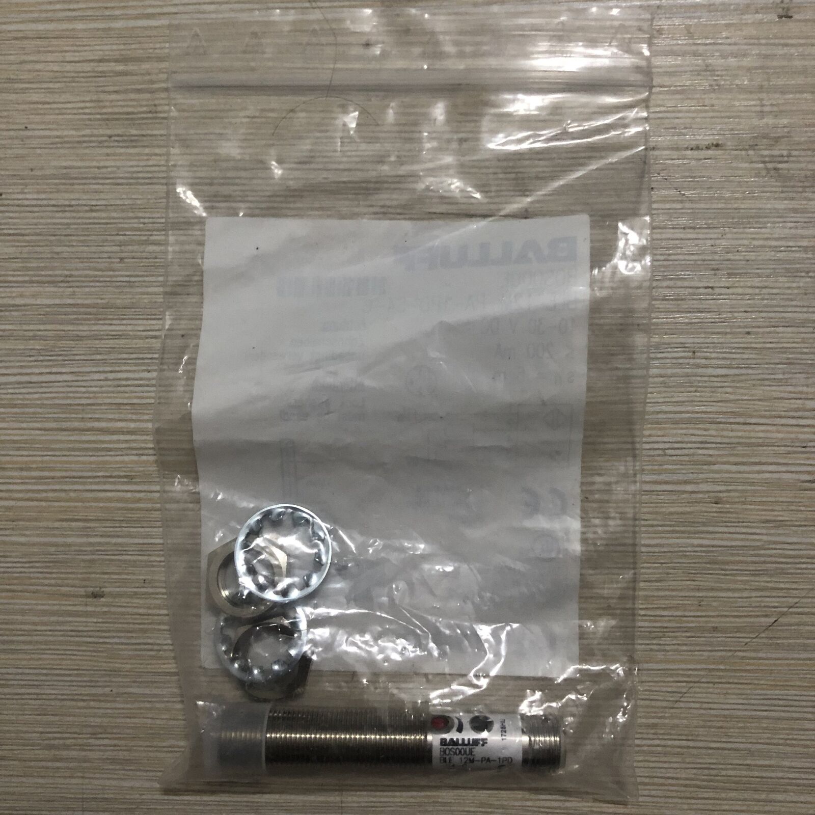 Balluff Photoelectric Switch Sensor BLE 12M-PA-1PD-S4-C Fast Ship - BALLUFF