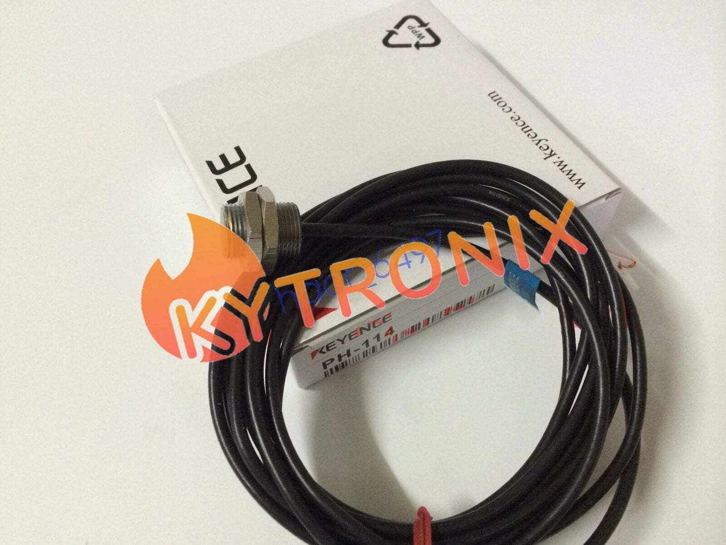 1PC Keyence PH-114 Proximity Sensor PH114 Free Shipping