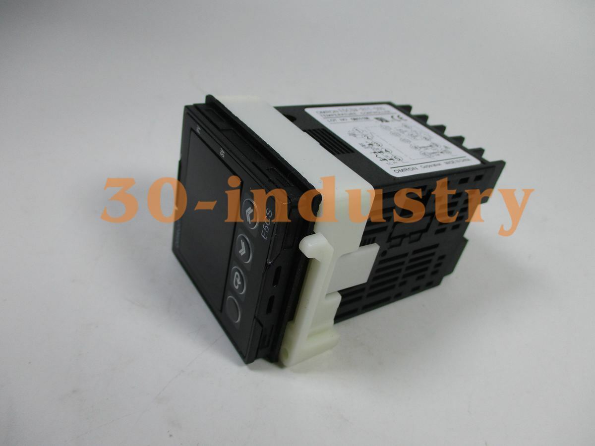 Omron E5CSV-R1T-500 Thermostat: 100-240VAC, 50/60HZ - OMRON