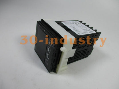 Omron E5CSV-R1T-500 Thermostat: 100-240VAC, 50/60HZ - OMRON