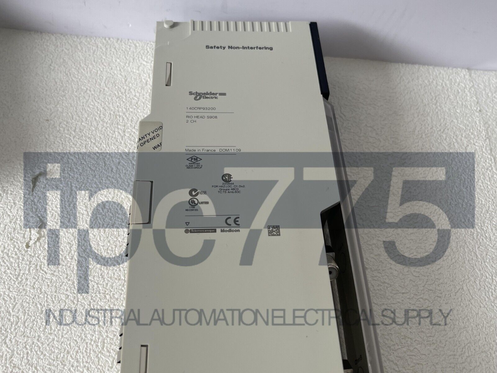 New 140CRA93200 Sealed Modicon RIO HEAD Module 140CRA93200 - MODICON