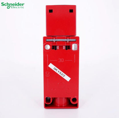 1PC  Schneider XCSA502 XCS-A502 Safety Limit Switch  Free Ship