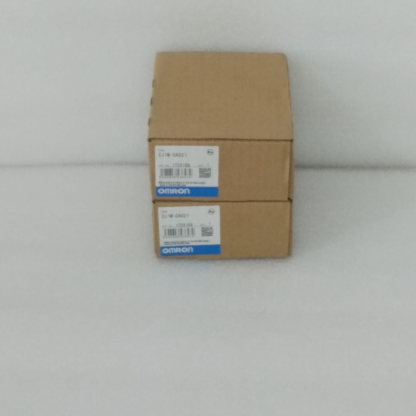 OMRON CJ1W-DA021 Sent Within 24 Hours - OMRON