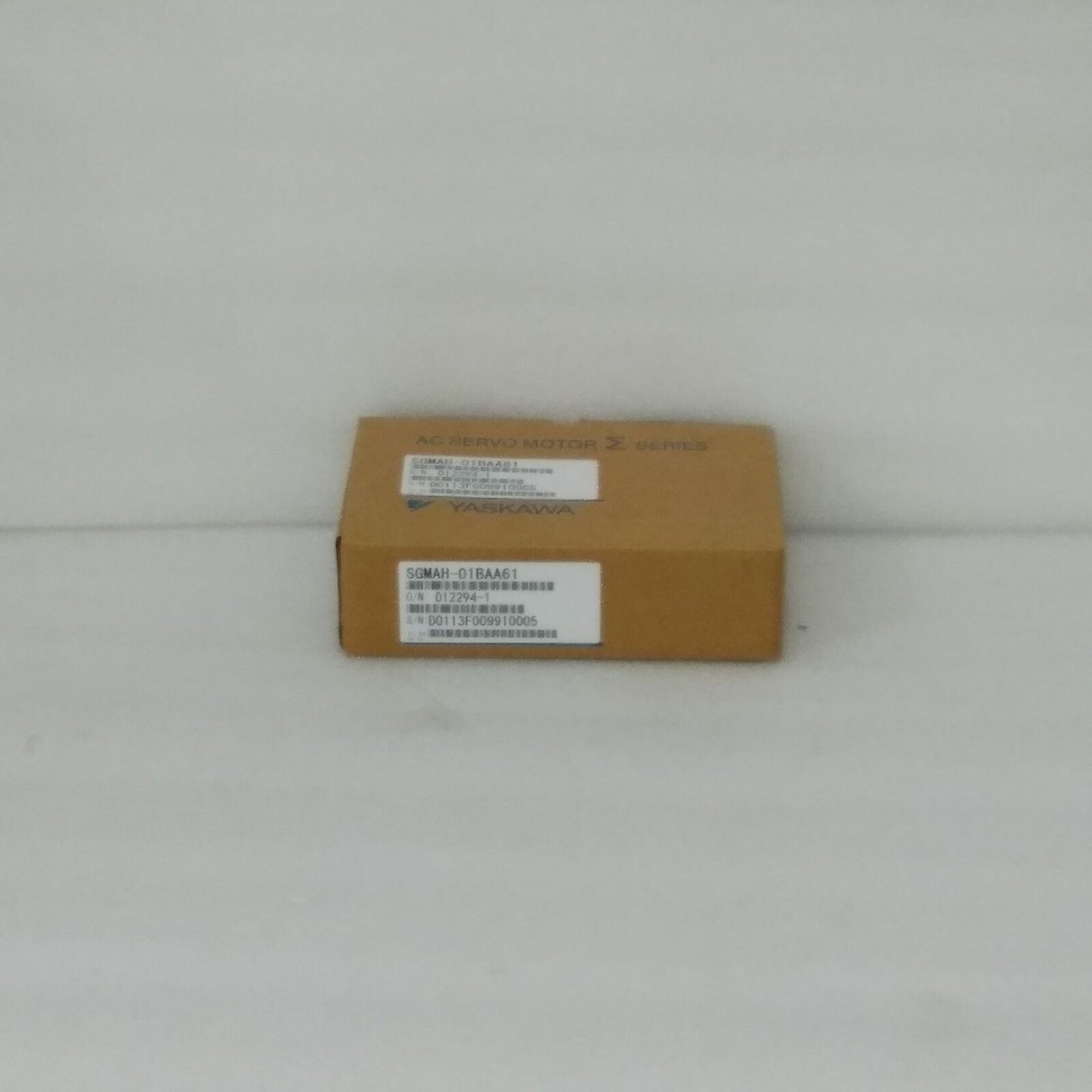24-Hour YASKAWA SERVO MOTOR SGMAH-01BAA61 - YASKAWA