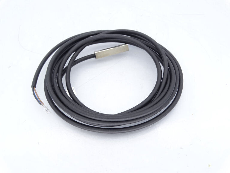 BAUMER ELECTRIC IFFM-06P1598/01/L SWITCH - High-Efficiency Modular Power Switch - BAUMER ELECTRIC