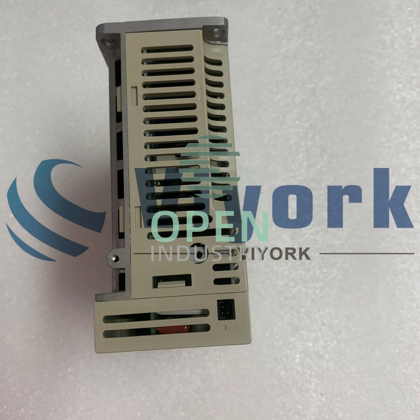1PCS Yaskawa SGDA-01BP SERVO AMPLIFIER 100-115VAC 50/60HZ INPUT 1P
