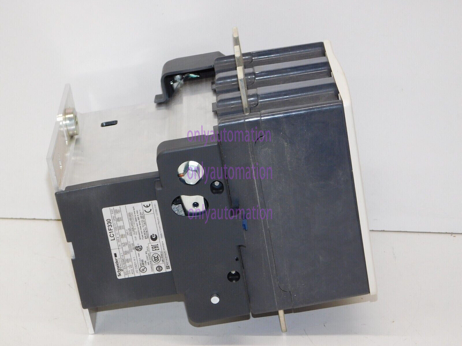 new Schneider Electric LC1F330G7 Non-Reversing 330 Amp 600 VAC IEC Contactor