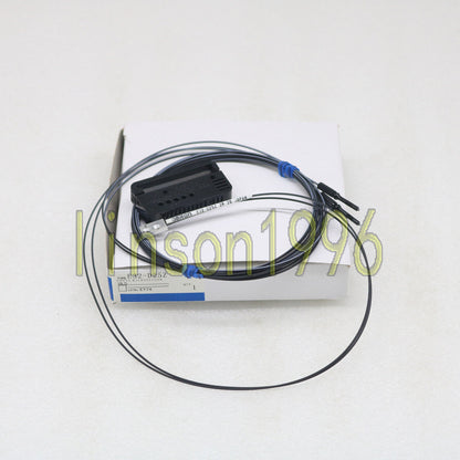 ONE OMRON Fiber Optic Sensor E32-D25Z - OMRON