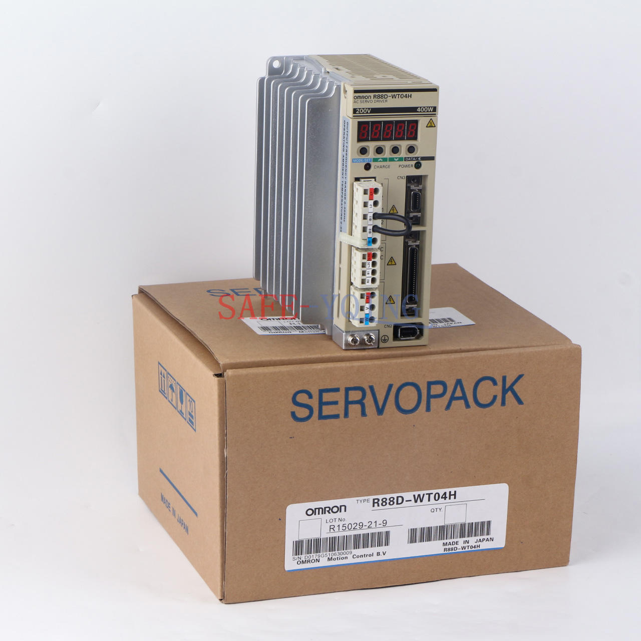 new ONE Omron R88D-WT04H AC Servo Drive - OMRON