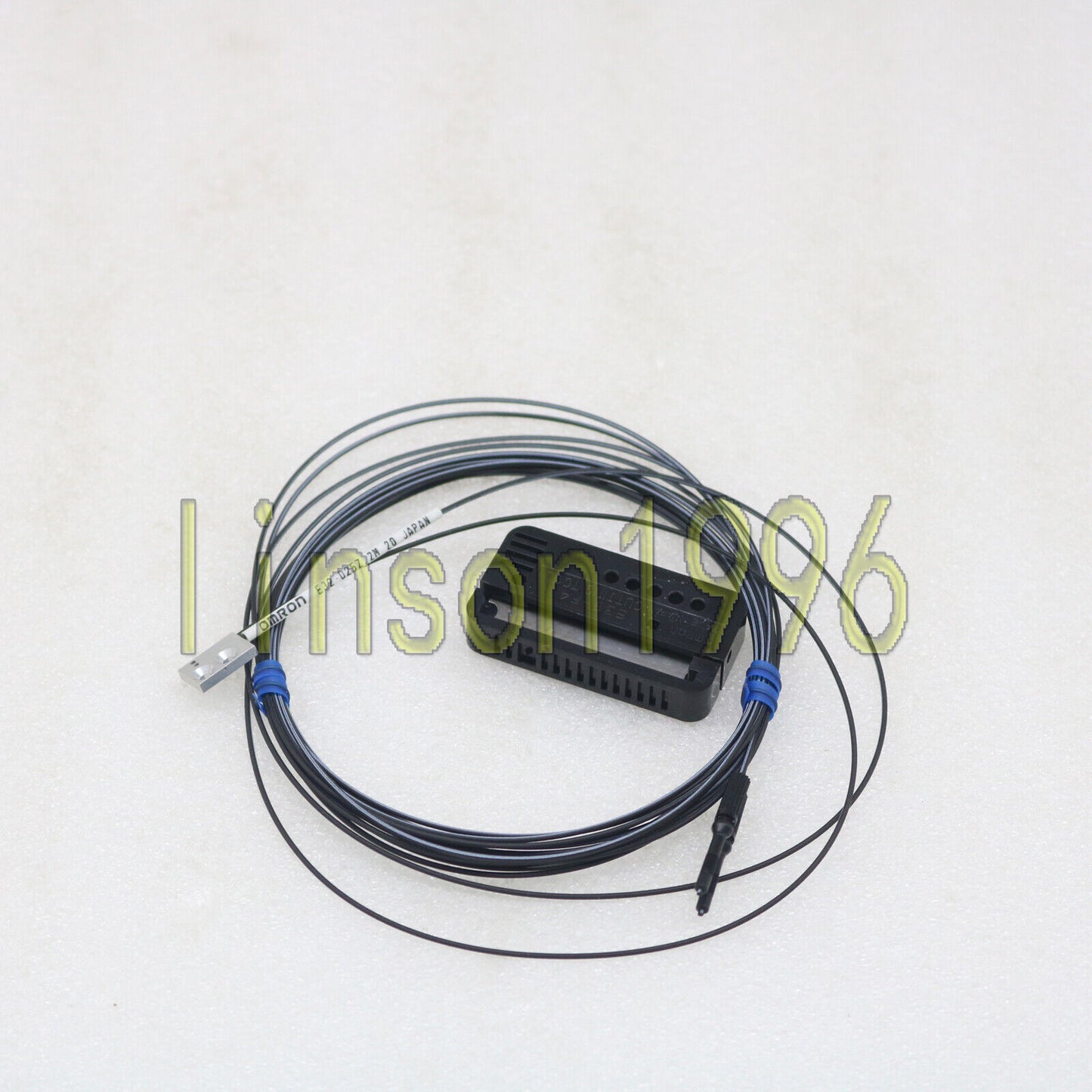 ONE OMRON Fiber Optic Sensor E32-D25Z - OMRON