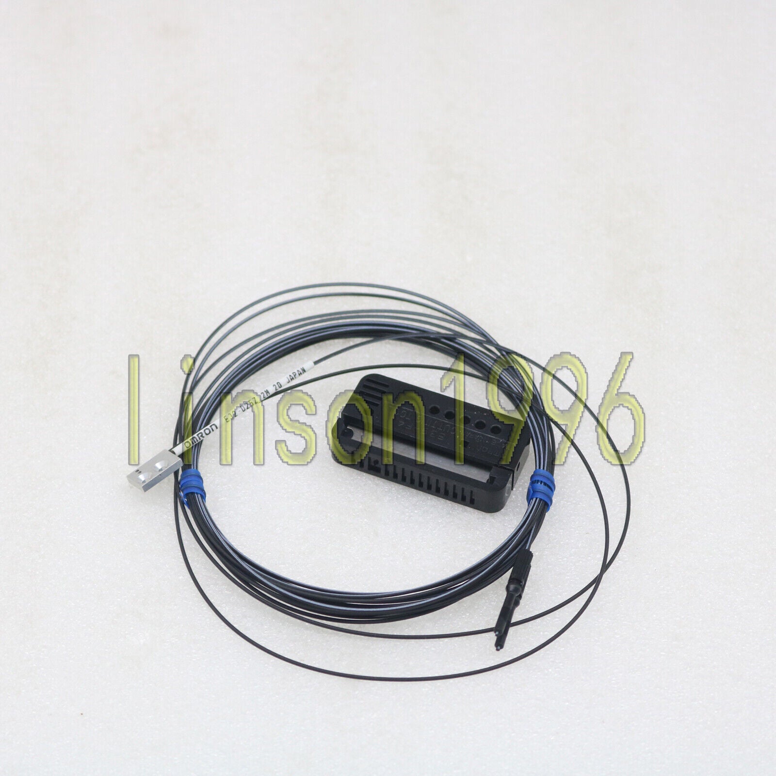 ONE OMRON Fiber Optic Sensor E32-D25Z - OMRON