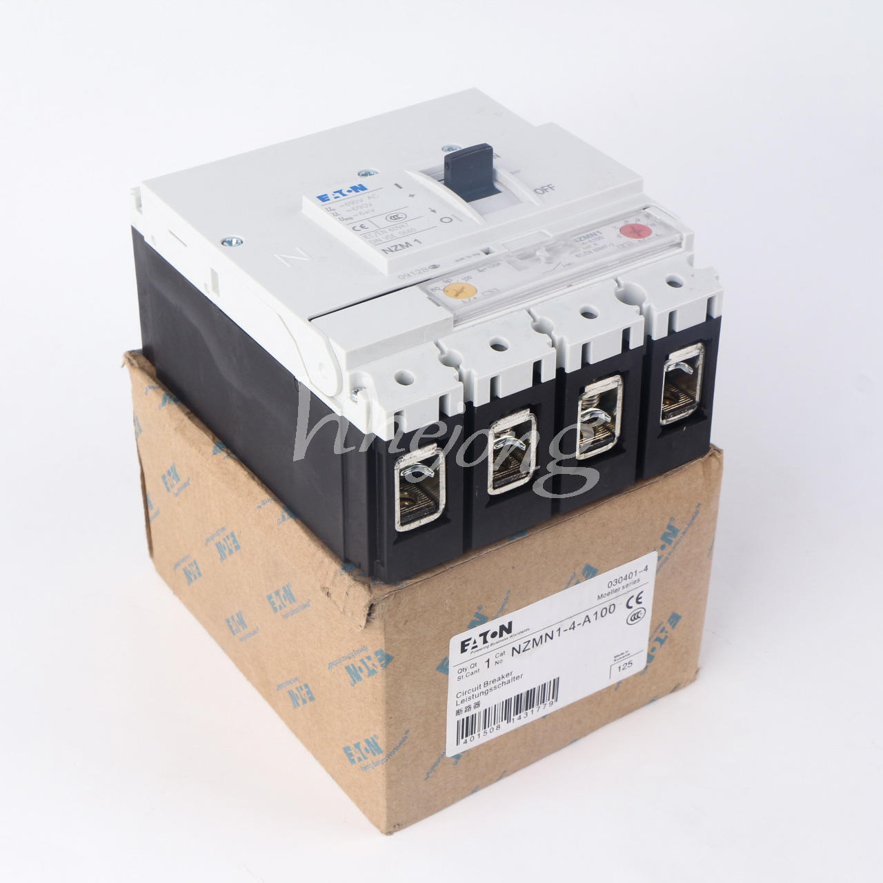 new 1PCS  Eaton Circuit breaker NZMN1-4-A100 Eaton