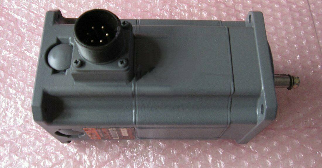 Used Mitsubishi Servo Motor HA33NC-TS in Good Condition - MITSUBISHI