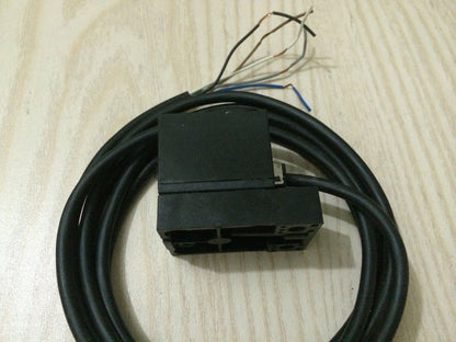 Panasonic SUNX Pressure Sensor DP2-80Z - PANASONIC
