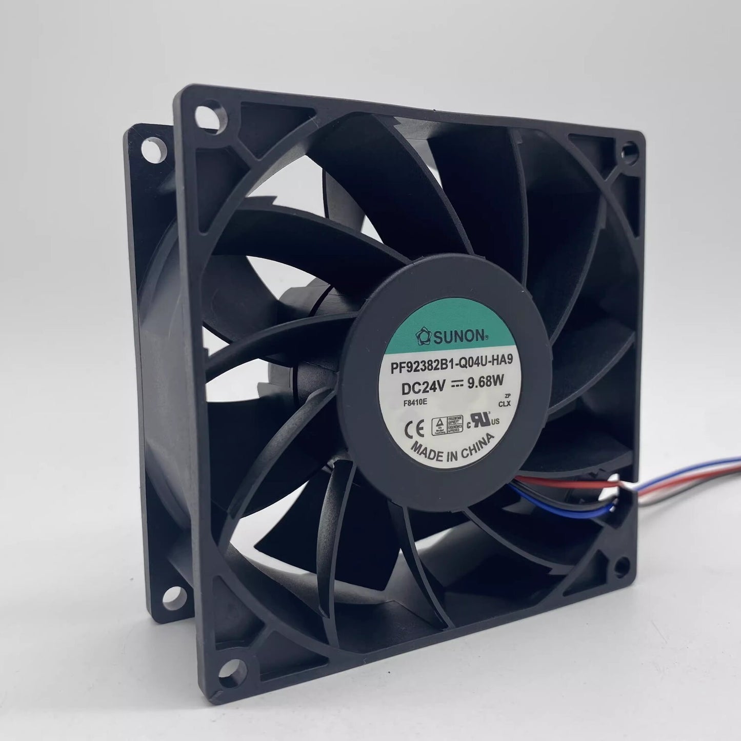 SUNON PF92382B1-Q04U-HA9 DC24V 9.68W 3-Wire Inverter Cooling Fan