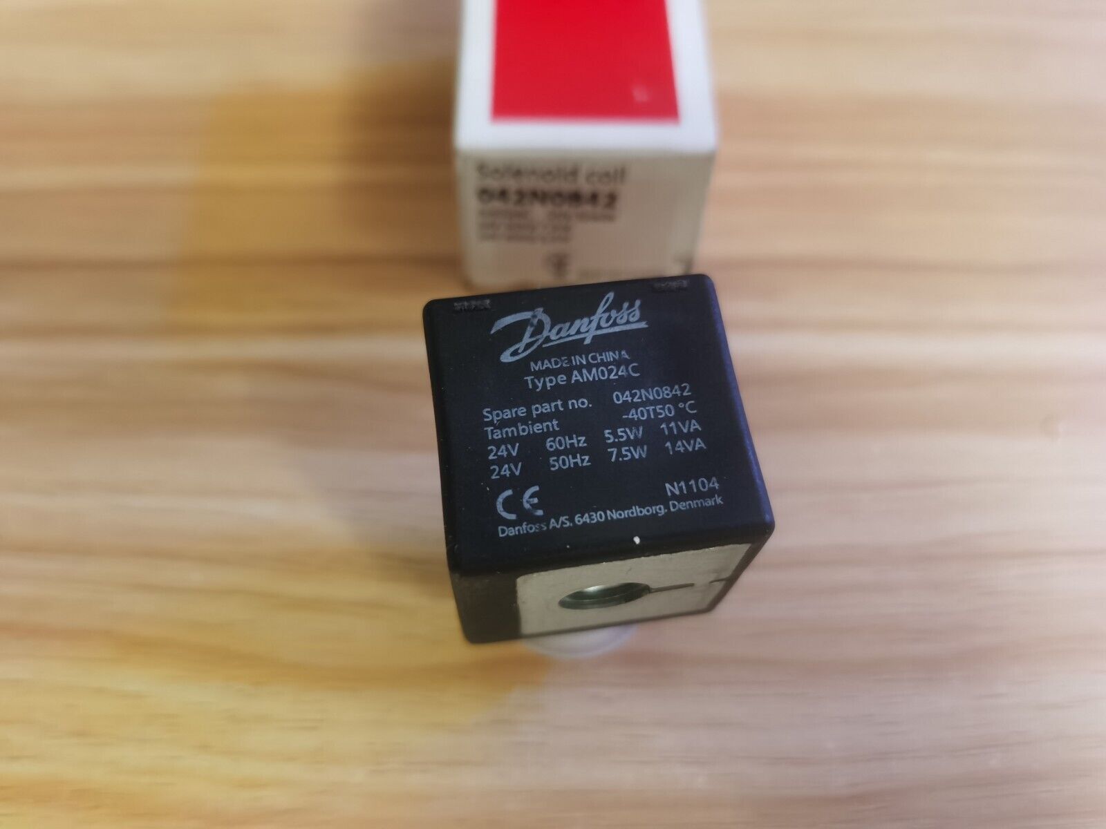 new 1PC Danfoss 042N0842 AM024C Solenoid Valve 24V In Box - DANFOSS