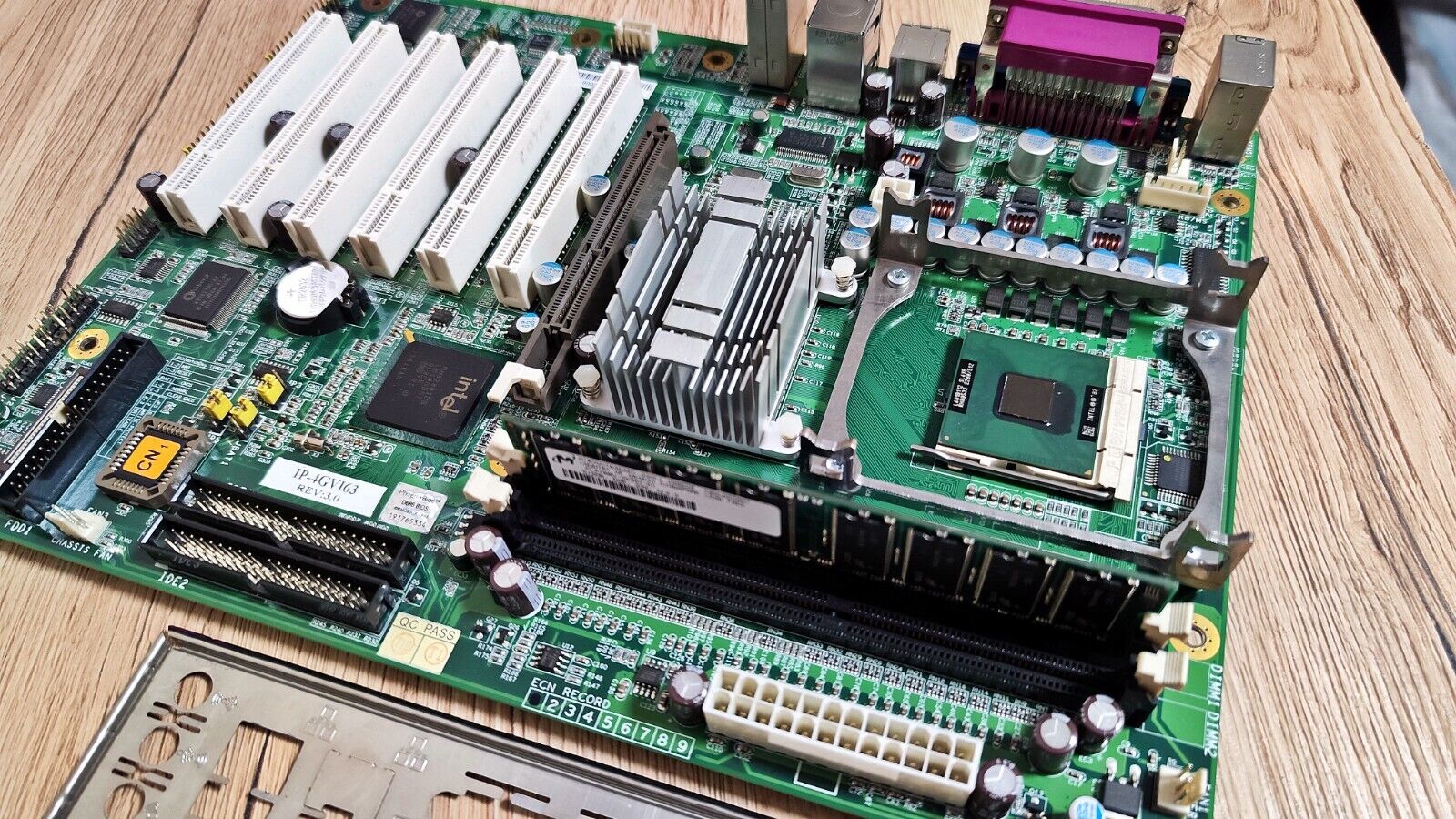 Beckhoff Epox IP-4GVI63 Rev:3.0 Motherboard with C5102 C6140 C6240 etc. - BECKHOFF