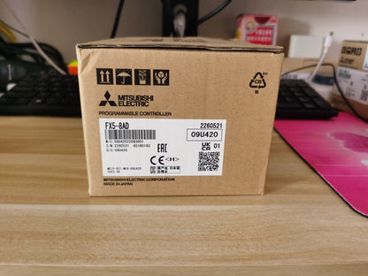1PC Mitsubishi FX5-8AD FX58AD In Box