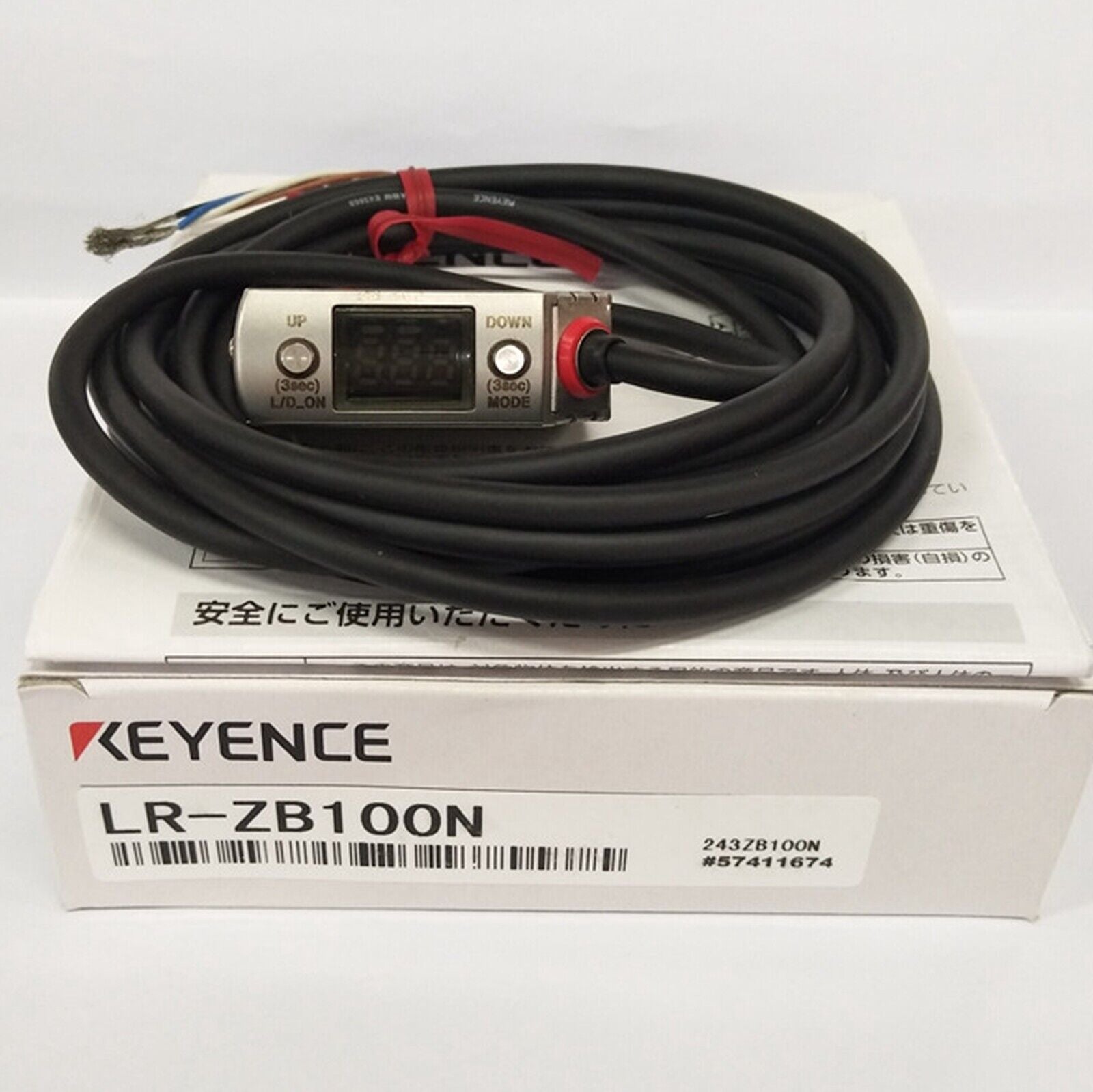 KEYENCE LR-ZB100N Laser Sensor - Precision Measurement Tool for Industrial Applications - KEYENCE