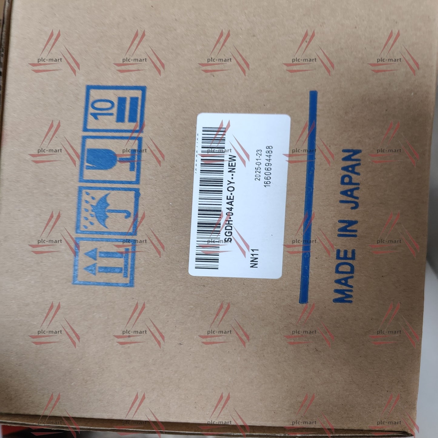 new Yaskawa SGDH-04AE-OY 240V AC Servo Motor