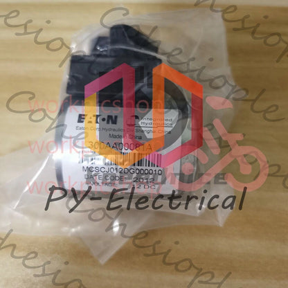 1PCS Eaton Vickers 300AA00081A Solenoid Coil 12VDC