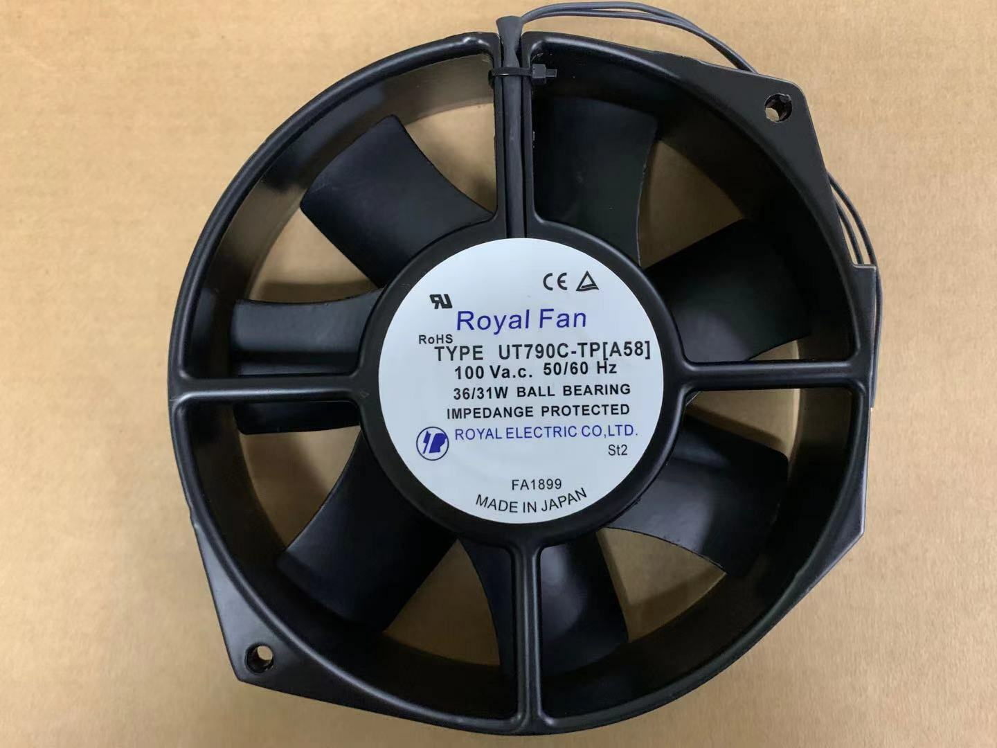 new FOR ROYAL FAN UT790C-TP[A58] axial flow cooling fan AC100V 36/31W 170*150*38mm