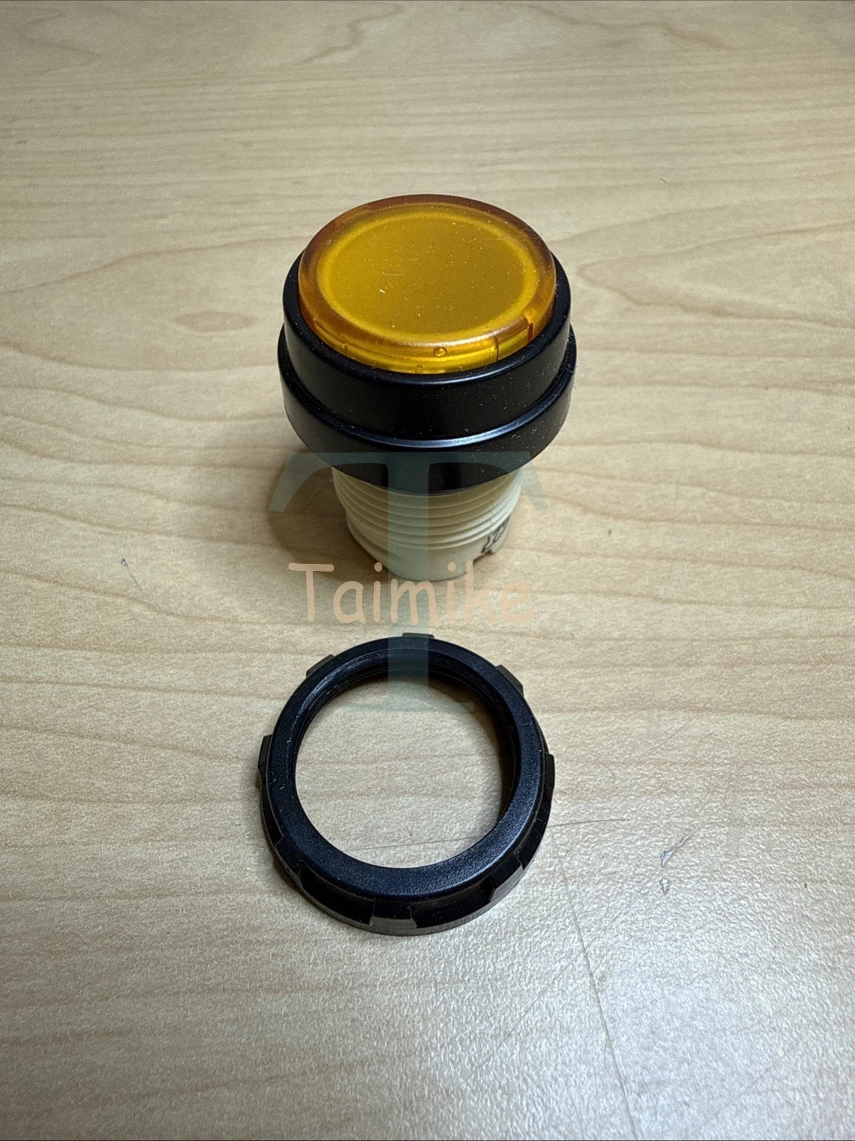 ! Telemecanique D3Y1Y Illuminated PB Operator Pushbutton 026383 Yellow