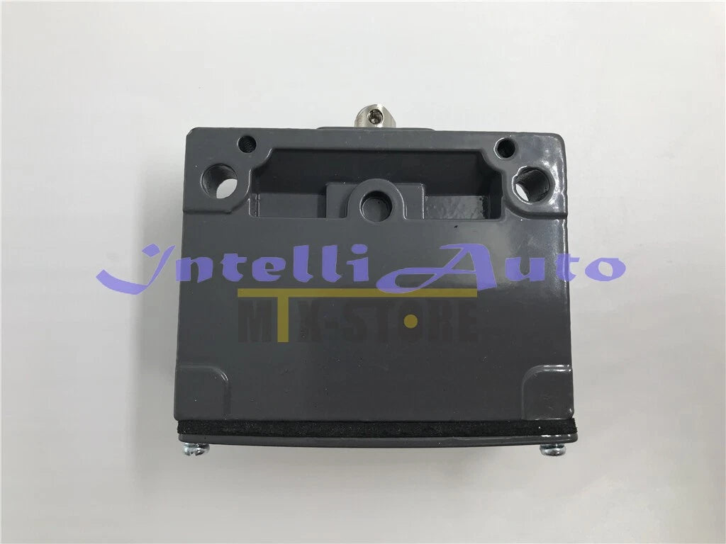 1pcs EUCHNER Limit switch SN02R12-502-M