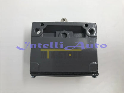1pcs EUCHNER Limit switch SN02R12-502-M
