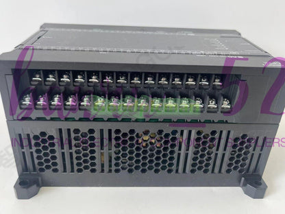 1PCS Omron PLC CP2E-E40DR-A controller