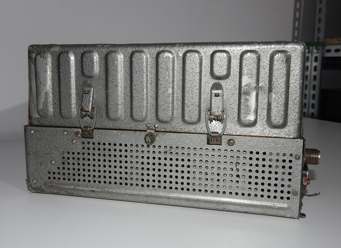 Used Radio R-860: Aircraft Radio Station Rarity - AVIATEK