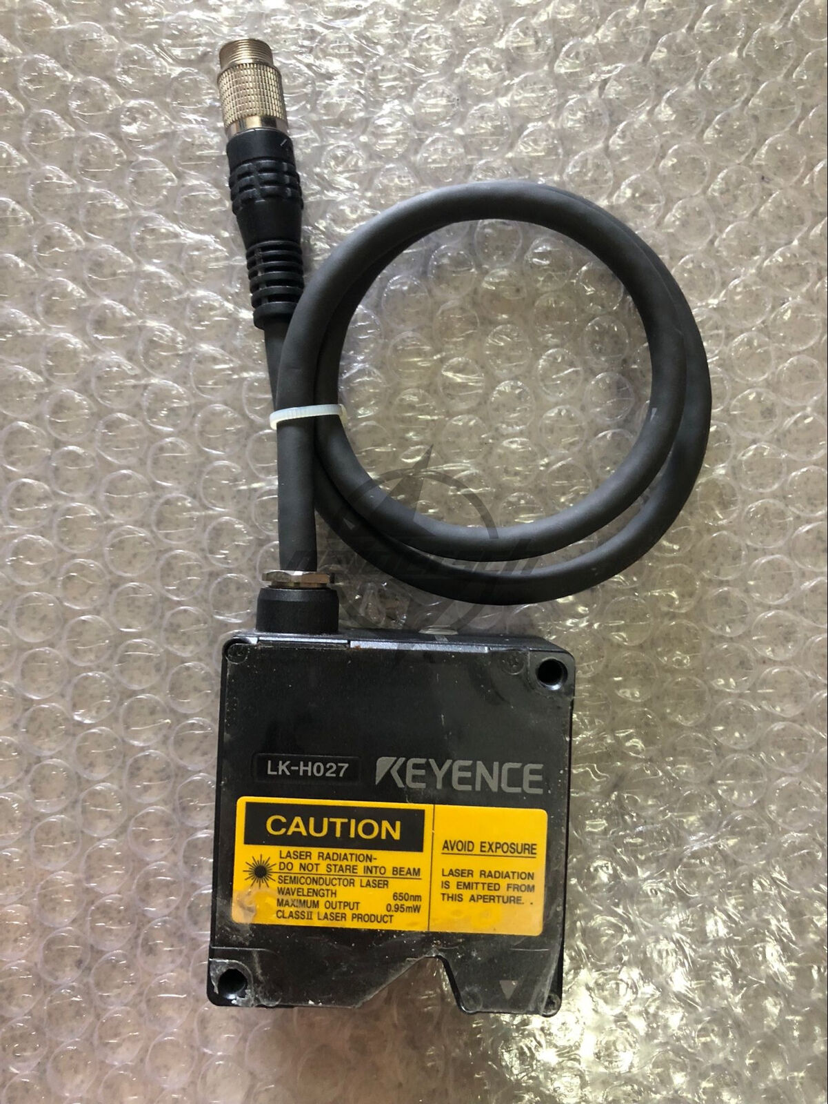 used ONE KEYENCE LK-H027 Laser displacement sensor - KOEED