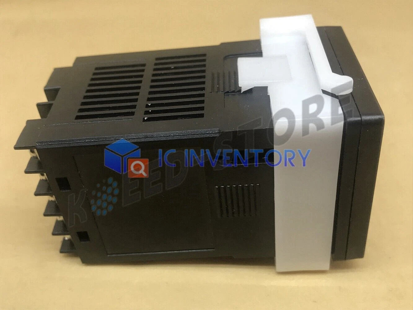1PCS Omron Temperature Controller E5CZ-C2MT E5CZC2MT 100-240VAC