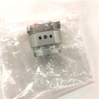 new SMC MDHR2-10R Rotary Actuated Air Gripper - SMC
