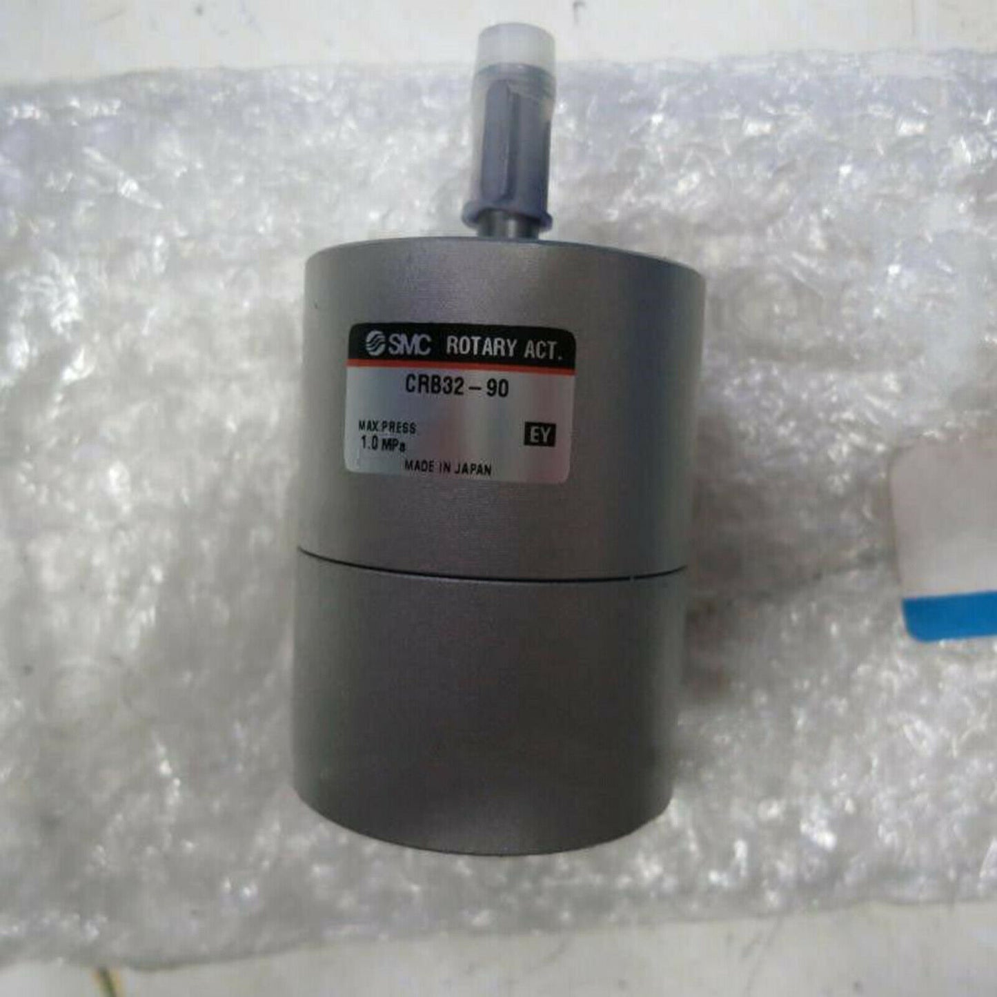 ONE SMC Rotary Cylinder CRB32-90 Year Model - SMC