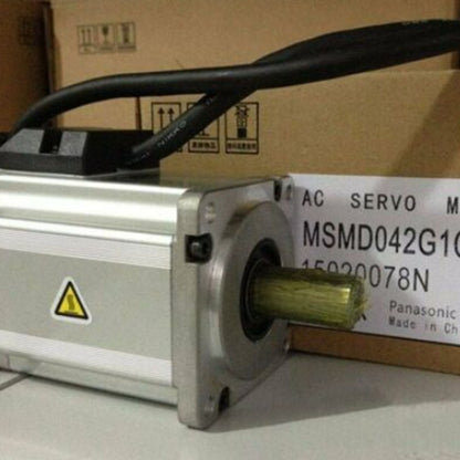 1Pcs Panasonic Servo Motor MSMD042G1C